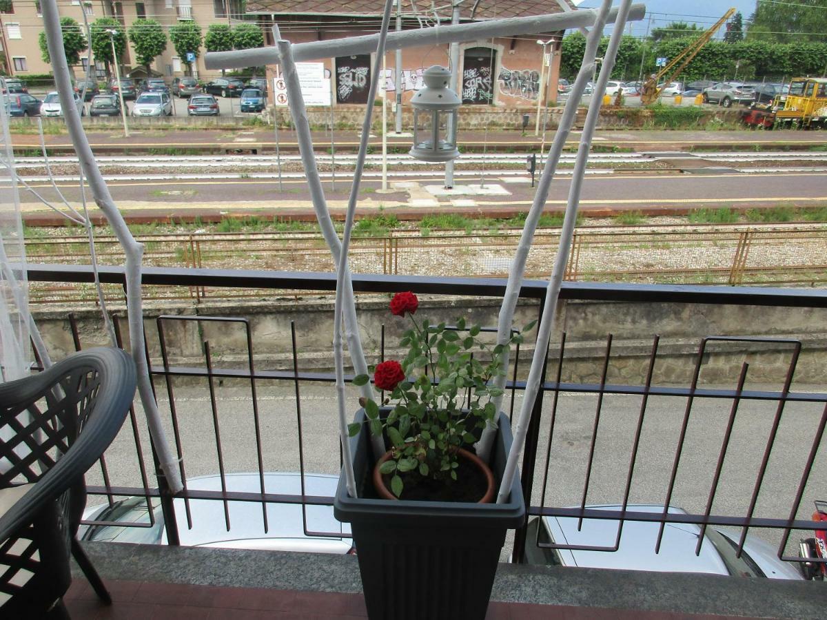 Red Rose Apartamento Stresa Exterior foto